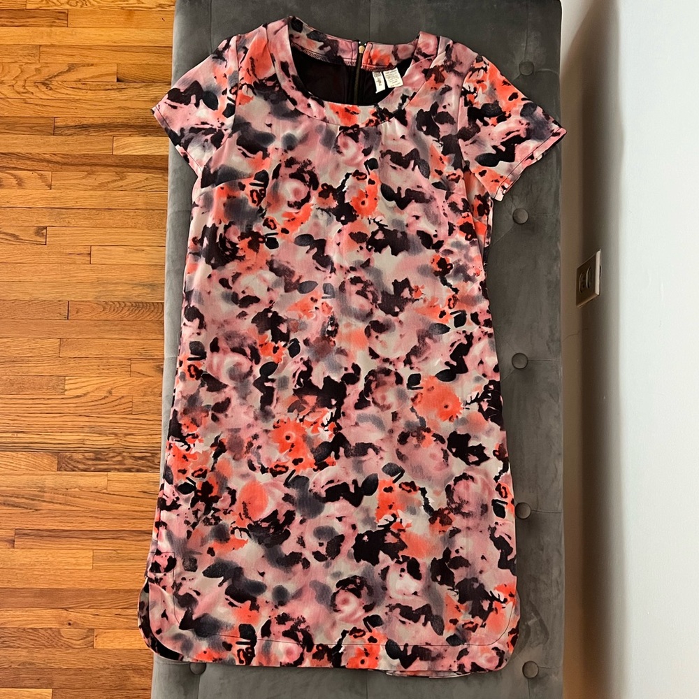 Artsy patterned short sleeved spring dress!